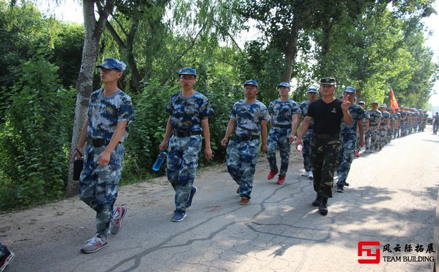 軍訓(xùn)團(tuán)隊精神感悟